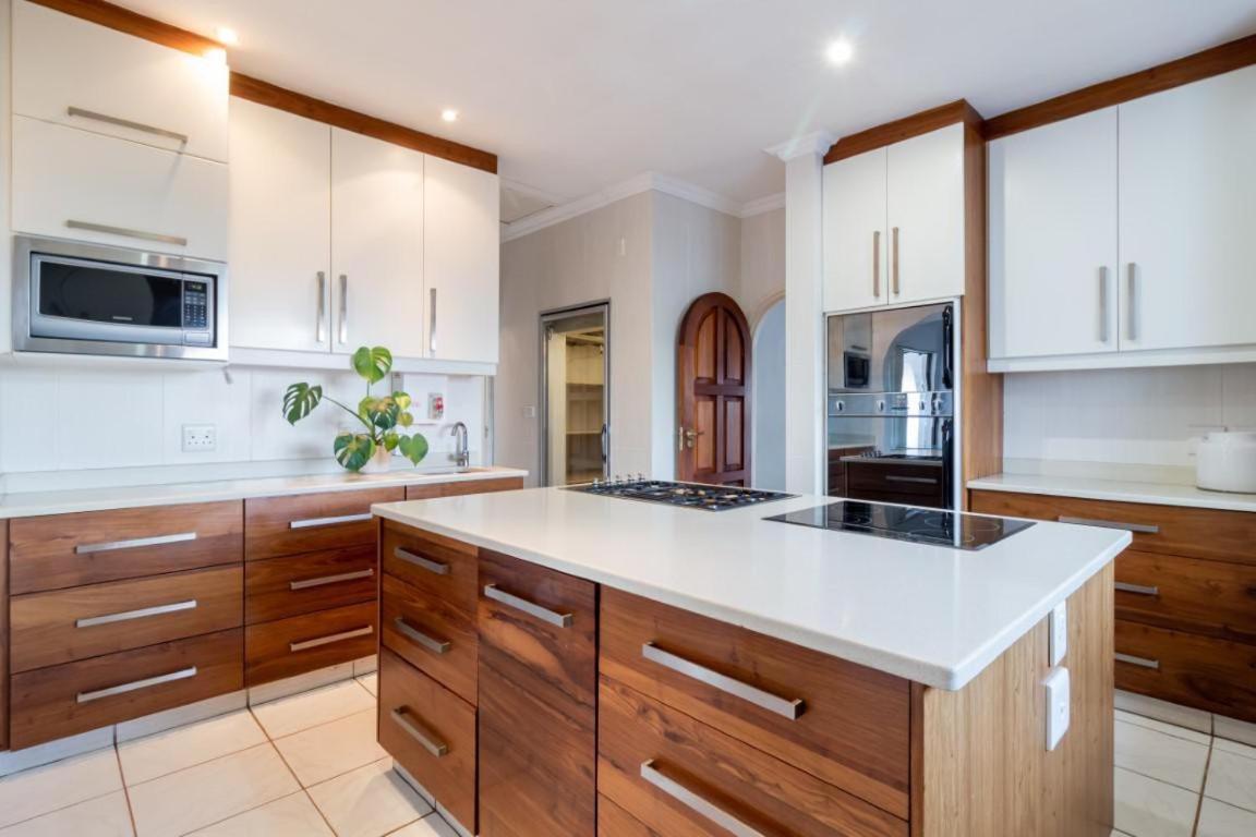 Lalaria Ocean Villa Dolphin Coast Экстерьер фото